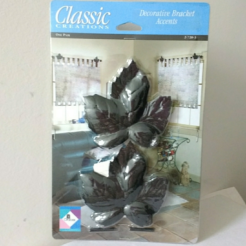 Classic Creations Decorative Bracket Accents